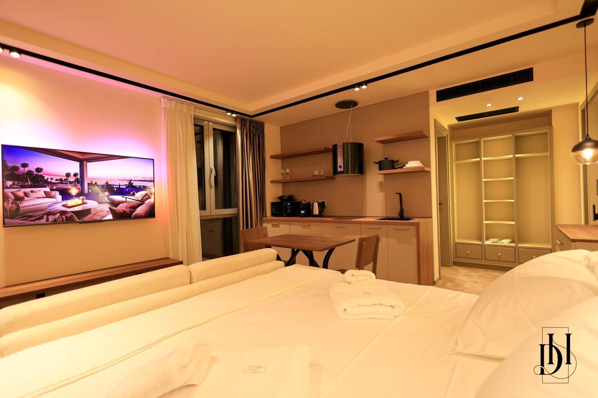Deha Rooms & Apartments Тирана Экстерьер фото