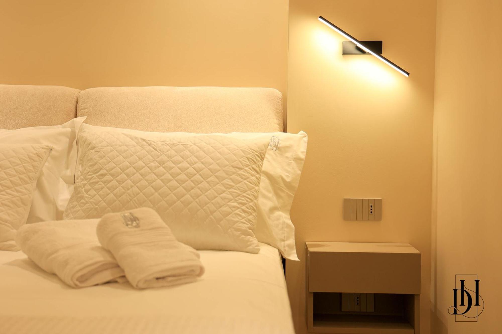 Deha Rooms & Apartments Тирана Экстерьер фото