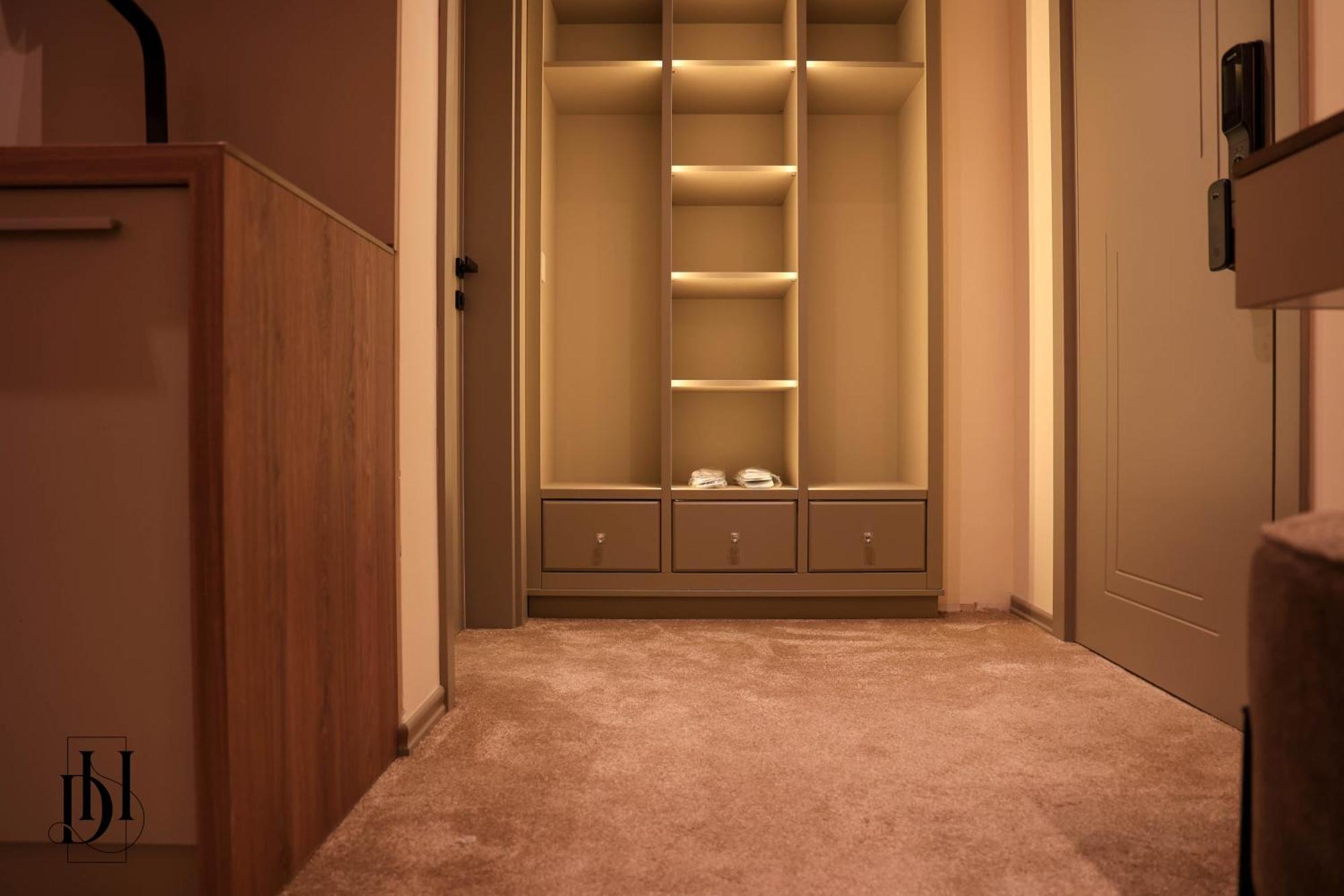 Deha Rooms & Apartments Тирана Экстерьер фото