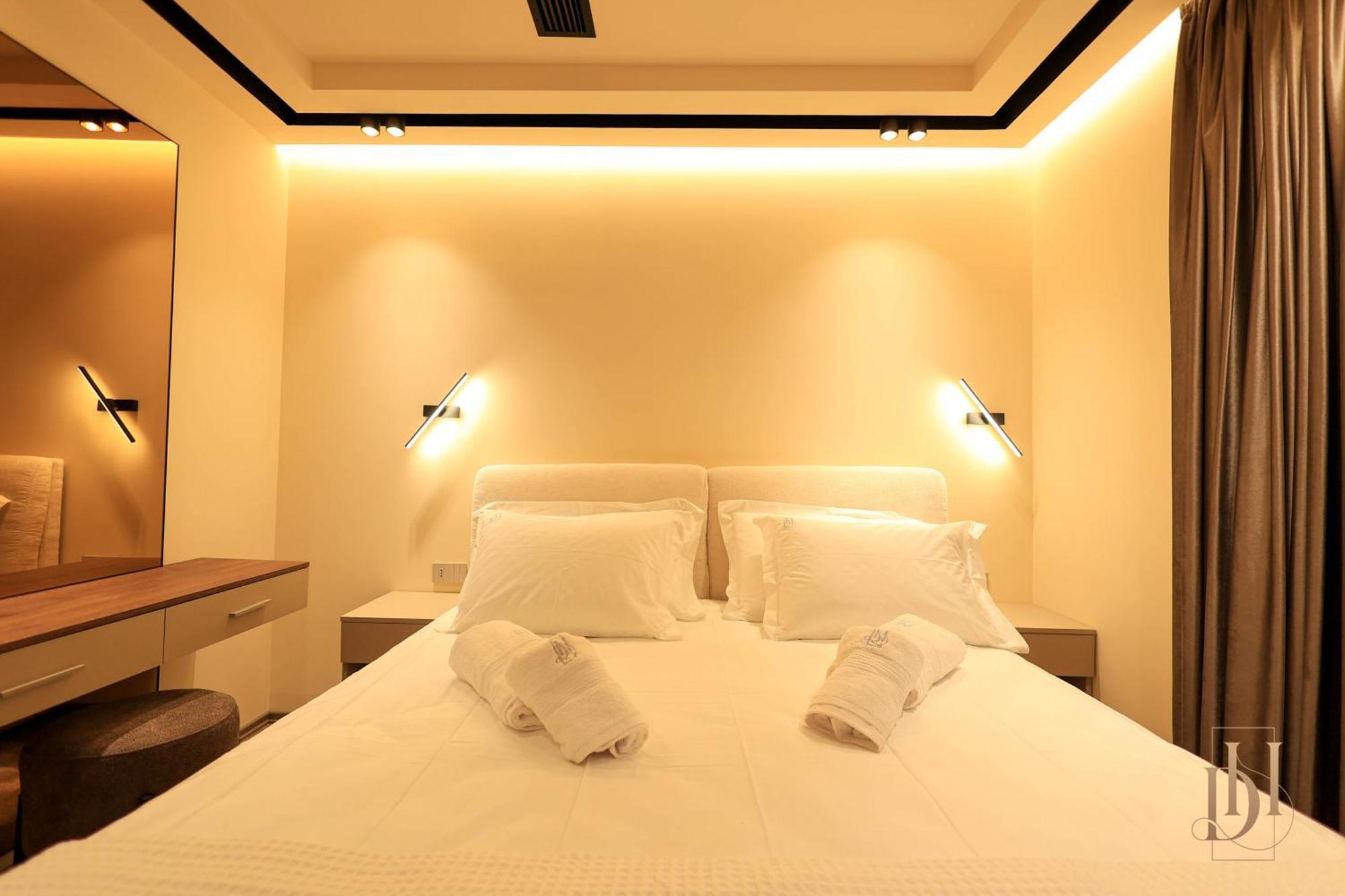 Deha Rooms & Apartments Тирана Экстерьер фото